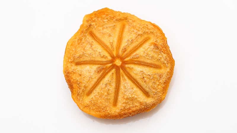 乾燥後でも色のきれいな柿